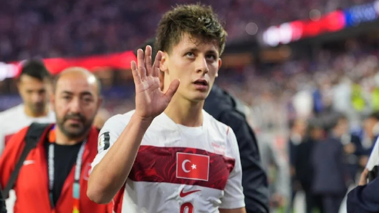 Arda gulerden fenerbahce surprizi kayitsiz kalamadi ecTdqyD7
